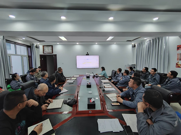 學制度、促合規(guī)、強管理—額鹽公司開展集團印發(fā)制度及公安部門要求內容集中培訓